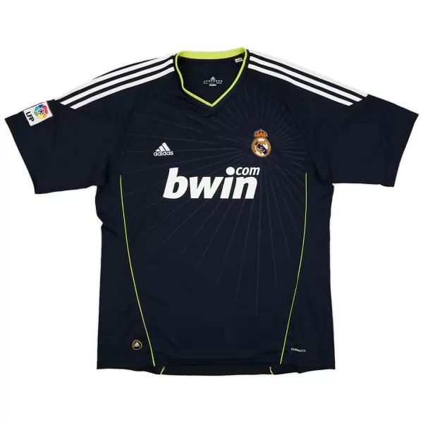 Classic Real Madrid Away Jersey 2010/11 - thejerseys