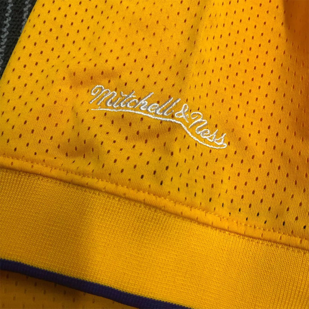 Men's Los Angeles Lakers Kobe Bryant #8 Yellow Hardwood Classics Jersey - thejerseys